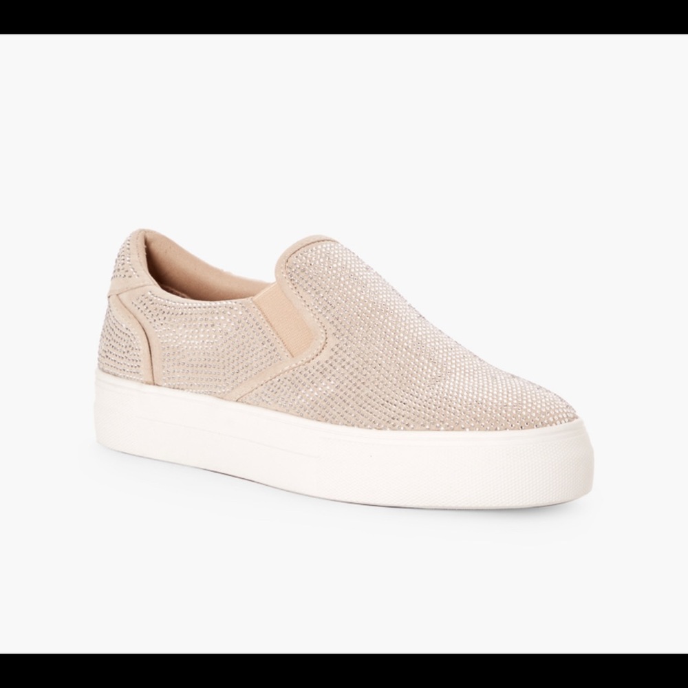 Slip on sneakers